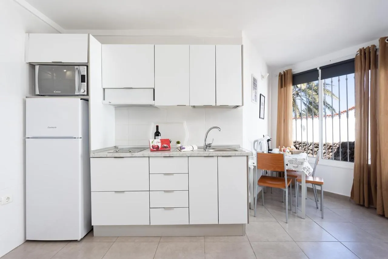 Home2Book Triplex Disco Beach Las Americas, Terrace Arona  Apartment