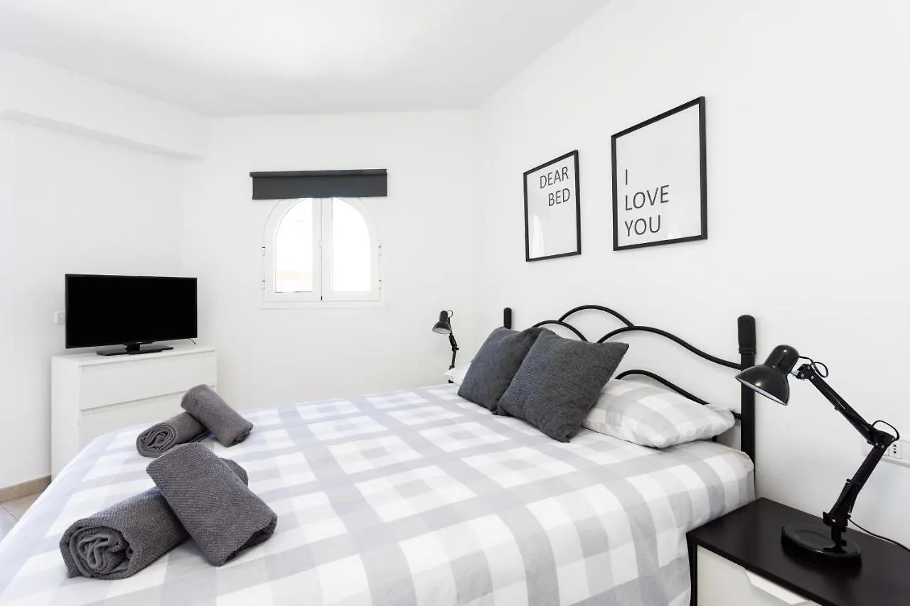 Home2Book Triplex Disco Beach Las Americas, Terrace Arona  Apartment