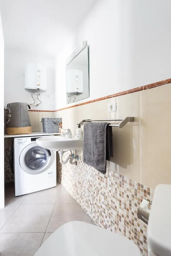 Appartamento Home2Book Triplex Disco Beach Las Américas, Terrace Arona  Spagna