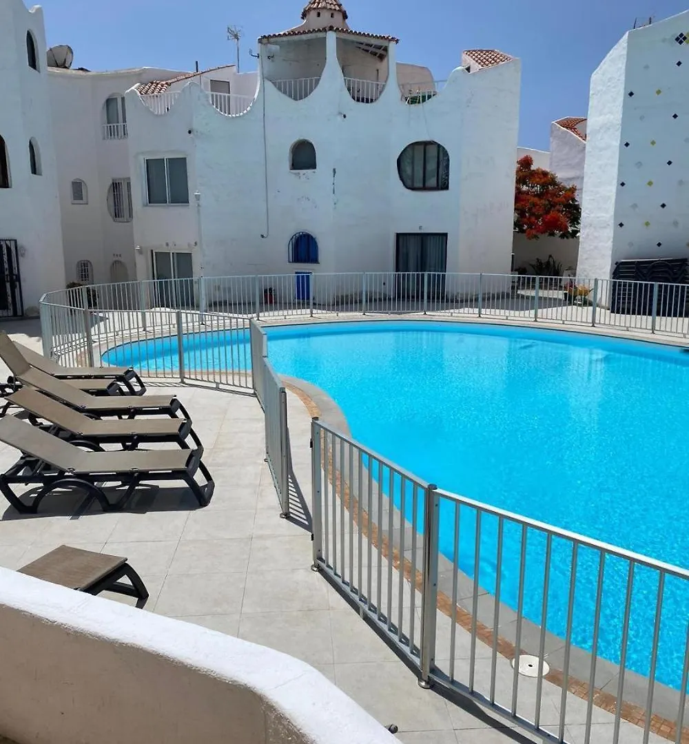 Home2Book Triplex Disco Beach Las Américas, Terrace Arona  0*, Arona (Tenerife) Spagna